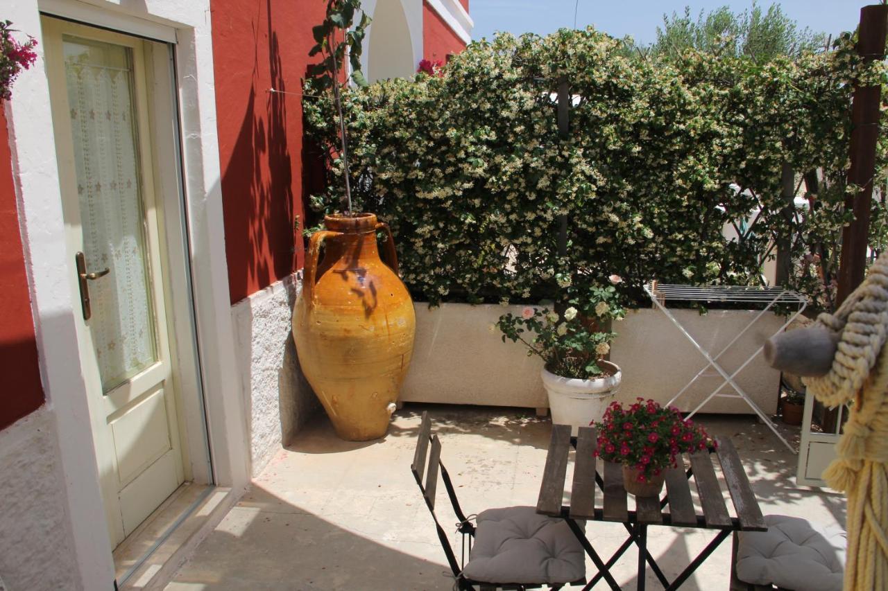 Masseria Trulli Sull'Aia Cisternino Exterior foto